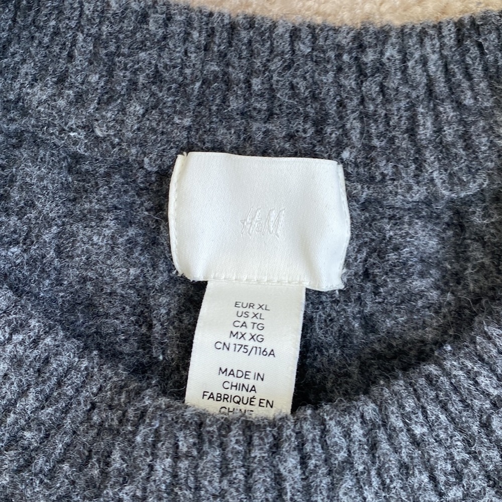 H&M - Picture 2 of 4
